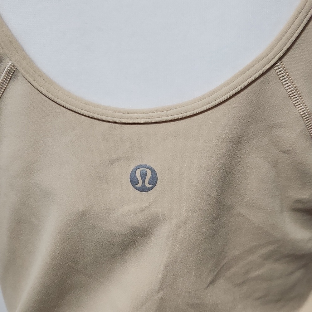 Lululemon Align Tee in Prosecco - Picture 5 of 8